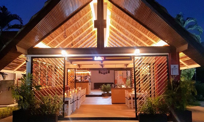 Nai Harn Hotel | Naiharn Beach Resort