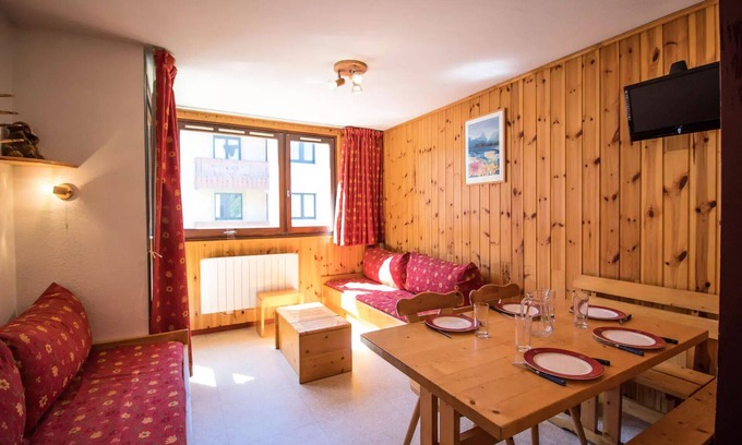 Val Cenis Apartment | Napoleon Quarter Residence - 2 Rooms for 5 People