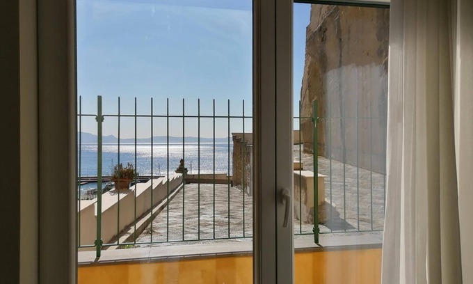 Posillipo Bed & Breakfast | Napoli d'Amare