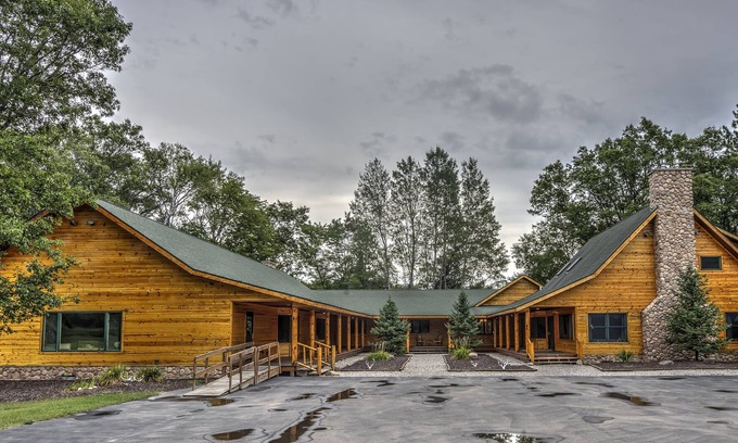 Grayling Ski Chalet | Nature Lovers Dream! Hunt, Fish, Ski, Hike, Relax!