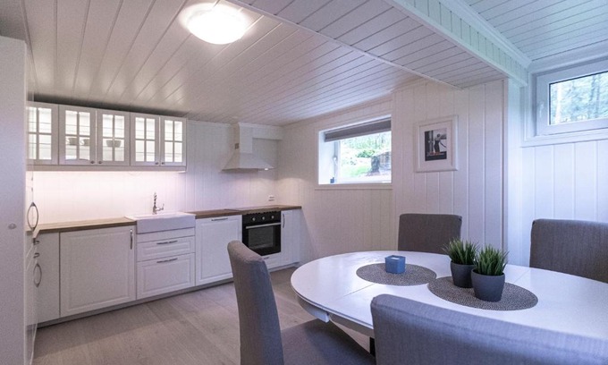 Sandnes Apartment | Naturnær leilighet med 1 soverom
