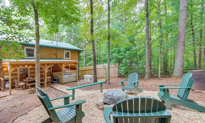Ellijay Cabin | Near Hiking Trails: Hot Tub Haven in Ellijay!