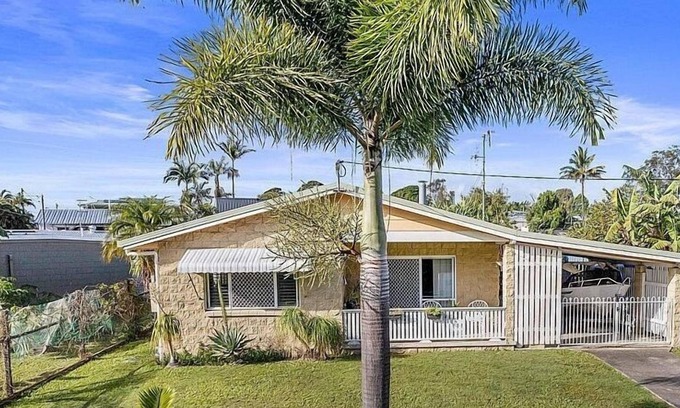 Tin Can Bay House | Neat and Tidy Holiday House with Inground Pool!