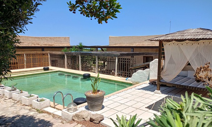 Alghero Villa | nEco-friendly Retreat ideal for 18 pnNatural Cosmetics &Cooking workshops.nn