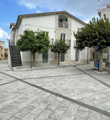 Capri Leone Apartment | Nel borgo di Capri Leone