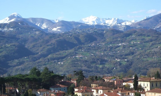 Mologno House | Nel Cielo. di Barga