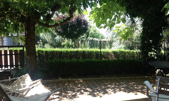 Mouxy Apartment | New Aix-les-Bains: Studio nine, facing south, with terrace.