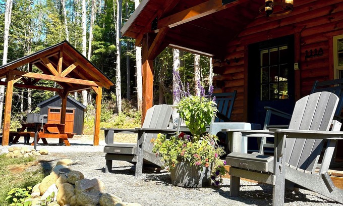 Town of Hope Cabin | NEW! Cabin with gazebo on the river! 111A