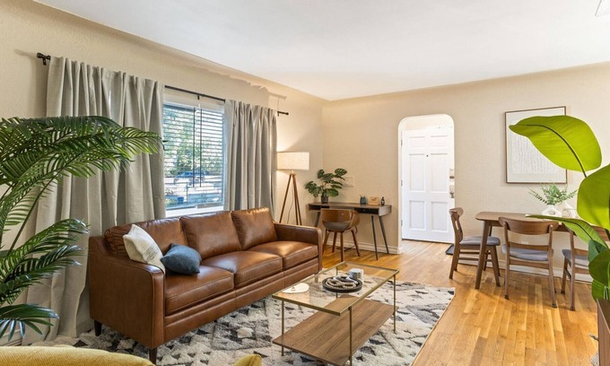 North Aurora Apartment | "NEW" Centrally Located Mid-Mod Comfort-Near Anschutz