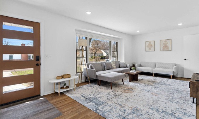 Richfield House | New! Chic 5-Bedroom Retreat!