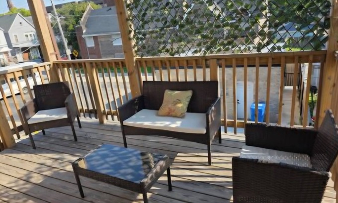 Canaryville Apartment | New City Retreat - 10 min from Downtown
