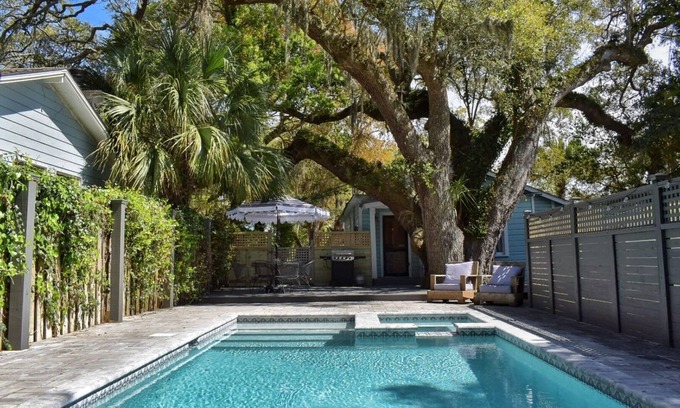 Saint Simons Island House | NEW: Classic SSI BEACHHOUSE w/GUESTHOUSE and POOL!