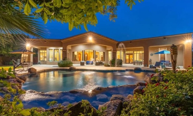 Mesa House | NEW! Gated Luxury Mansion & Family Oasis, Htd Pool, Spa, Pickleball, Firepit!