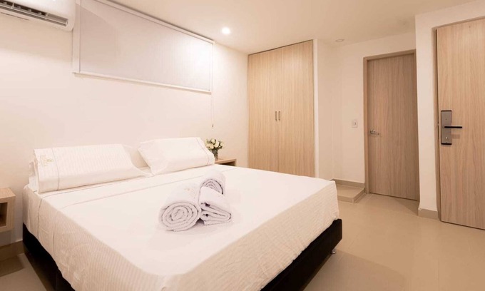 Manga Hotel | New hotel casa boutique mishka room 102 air tv minibar private bathroom wifi