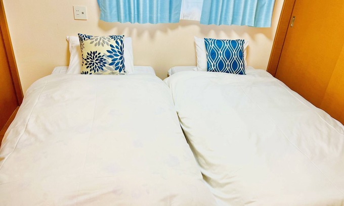 Higashishinagawa House | 【NEW HOUSE! 1 house with a lift Entire home rental] /12 minutes on foot to Shinagawa Station /5 minutes to Shinbaba Station /free pocket wifi