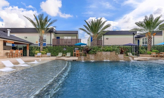 North Houston Apartment | *New* ❤️️King ❤️️Luxury Retreat 1bd