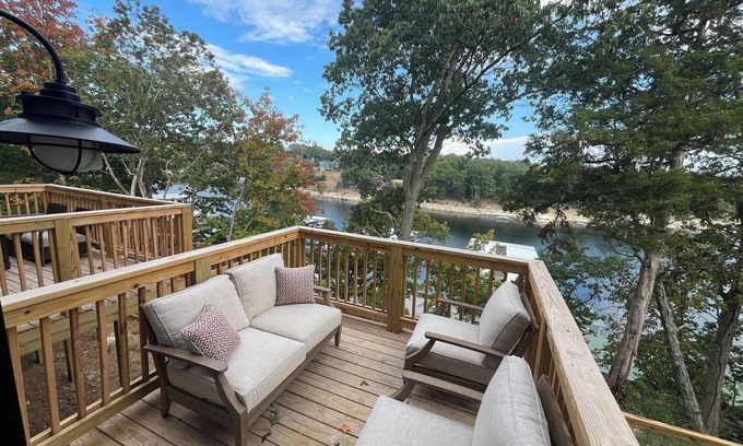 Lancaster Condo | New Lakefront Condo on Herrington Lake Lancaster - Walk to the Marina!