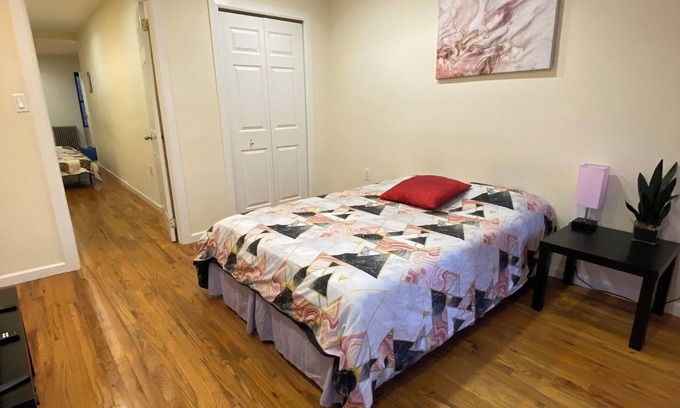 Midtown West Apartment | NEW LISTING Cozy 1-bedroom apartment in welcoming New York with WiFi, AC,heating