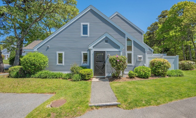 Brewster Condo | New listing in Howland Circle at Ocean Edge Villages with Pool Access!