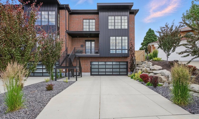 Salt Lake City House | NEW LISTING! Luxury townhome, minutes from ski resorts, university and downtown.