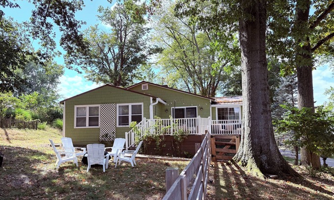 Fairfield Beach House | New Listing - The Float House at Buckeye Lake