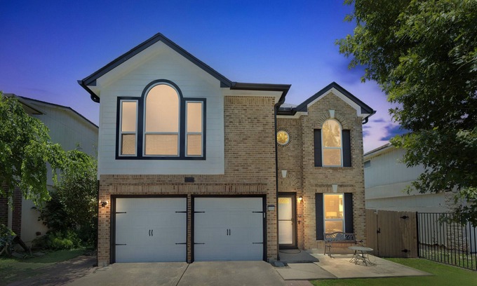 Greenslopes At Lake Creek House | NEW! Prime Round Rock, TX Getaway