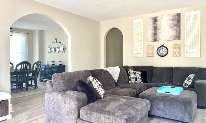 St. Charles Historic District House | New Remodel in St. Charles - Sleeps 10! New patio! Large Fenced-in backyard!