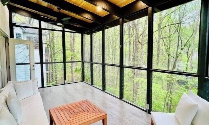 North Brookhaven House | New Serene Getawayn