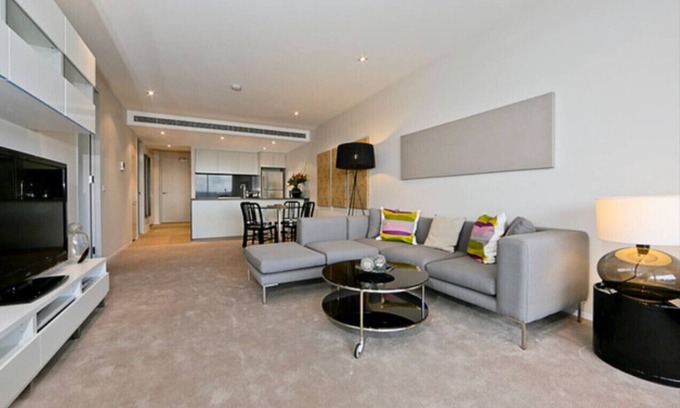 Kingston Apartment | New to VRBO: Lake views Apt on Kingston Foreshore
