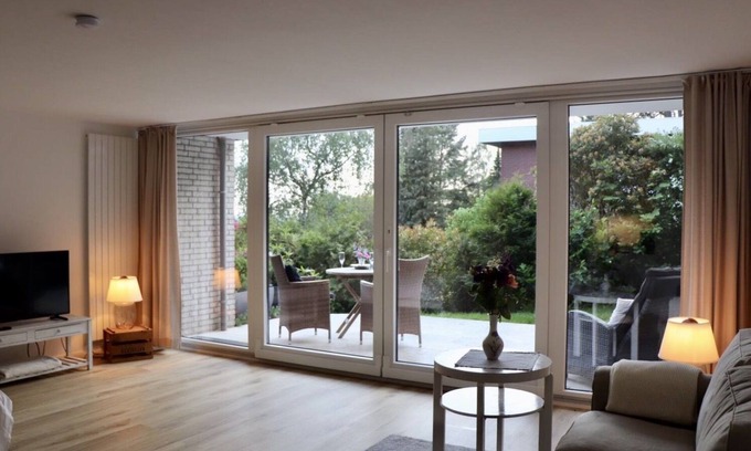 Geesthacht Apartment | NEW, top apartment in a dream location in the east of Hamburg (also long-term rental)