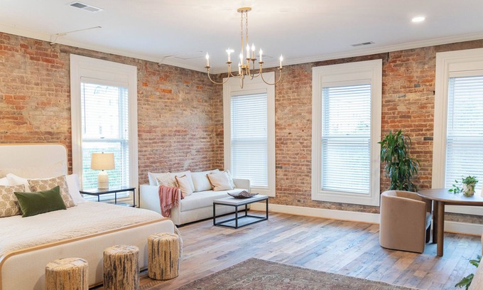 Jackson Apartment | New - Ultra High End Loft Apartment