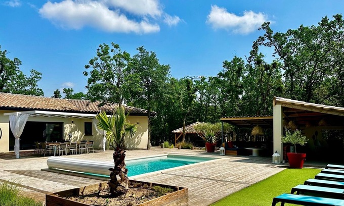 Labastide-de-Virac Villa | New villa 8 to 10 people, private heated pool