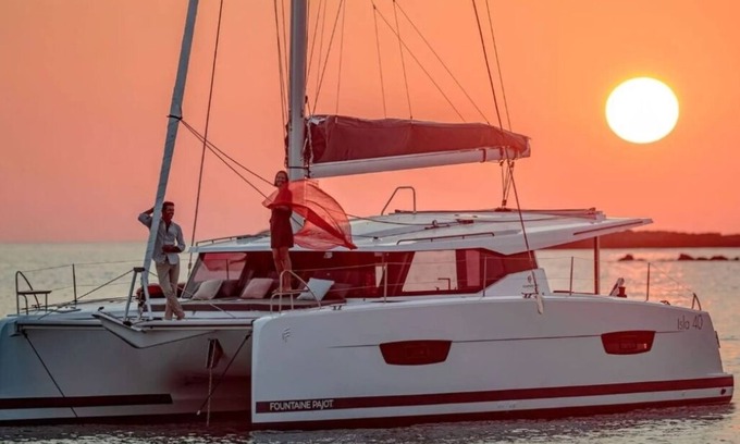 Key West Boat Rental | NEW VRBO Listing! Elegant 40' Yacht in 5-Star Resort