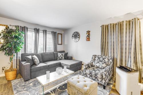 Vauxhall House | Newark Home with Deck and Fire Pit, 16 Mi to NYC!