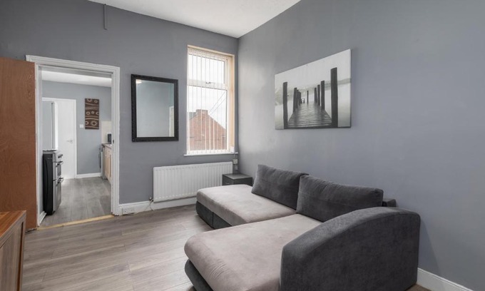 Newcastle-upon-Tyne Apartment | Newcastle City Apartment free parking and wifi
