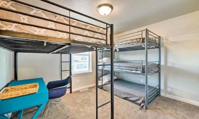 Layton House | Newer 3 bdr near Snowbasin, Hill AFB, Ogden, Pets