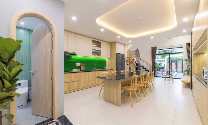 Ngu Hanh Son Villa | Newly built 4-story private villa/Floor-separated private layout/Duplex room