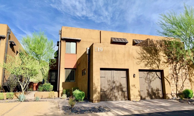 Cave Creek Condo | Newly furnished modern condo with incredible mountain views and sky pool!
