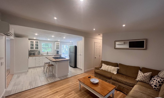 Hyannis House | Newly Renovated 3 Bedroom, 1.5 Bath Rental in Hyannis, 1.5 miles to beach