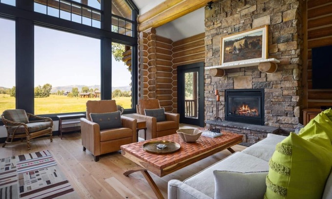 Victor Cabin | Newly renovated 5-bedroom cabin - luxury amenities & resort access