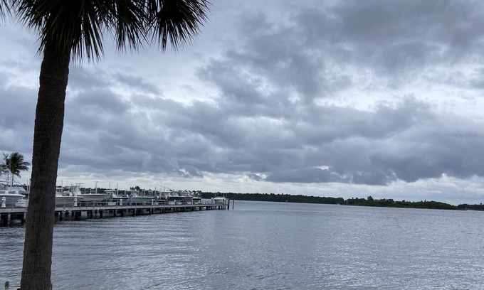 Hypoluxo Cottage | Newly renovated cottage located few houses from intercoastal