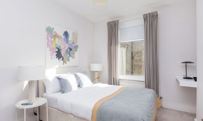 Bruce Grove House | Newly renovated large 4-5 bedroom house