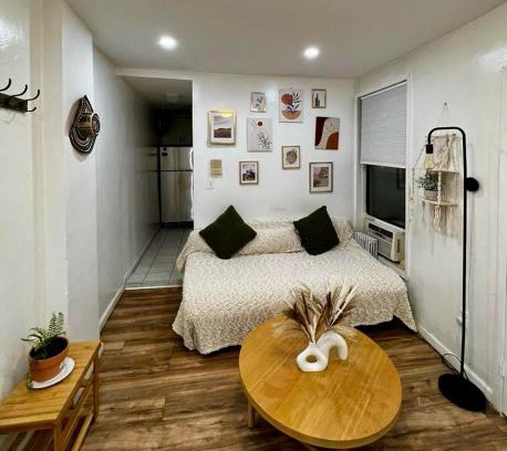 Queens Apartment | Next to Manhattan 2 Bedrooms Apartment - Subway 20 steps, Manhattan 1 Stop