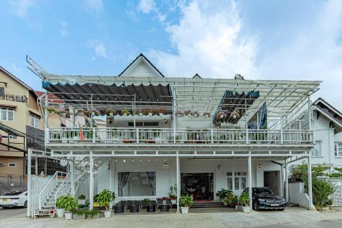 Phuong 10 Hotel | Ngân Hà Xanh Hotel