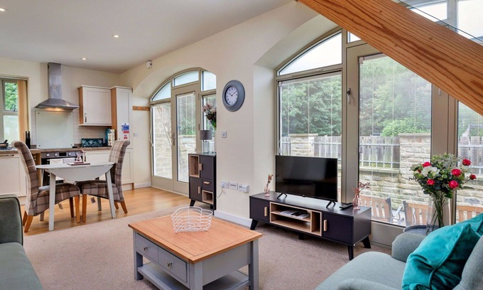 Thornton Dale Apartment | Nice apartment for 2 people with WIFI, terrace and pets allowed