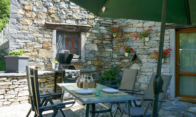 Malvaglia-dagro Apartment | Nice apartment for 3 guests with WIFI, TV and patio