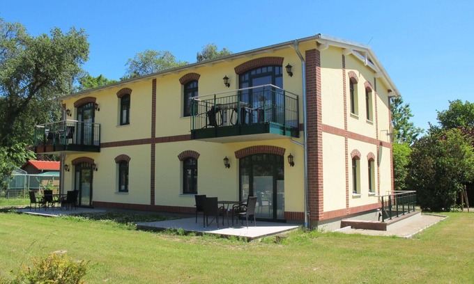 Splietsdorf Apartment | Nice apartment for 3 guests with WIFI, TV, balcony, pets allowed and parking