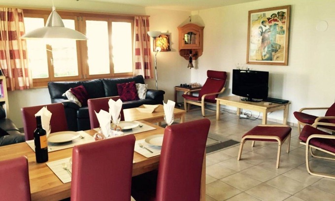 Adelboden Apartment | Nice apartment for 4 people with WIFI, TV and balcony