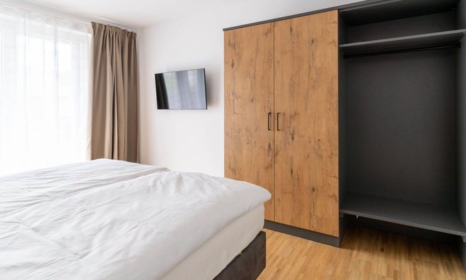 Fronhausen Apartment | Nice apartment for 4 guests with WIFI, TV and patio