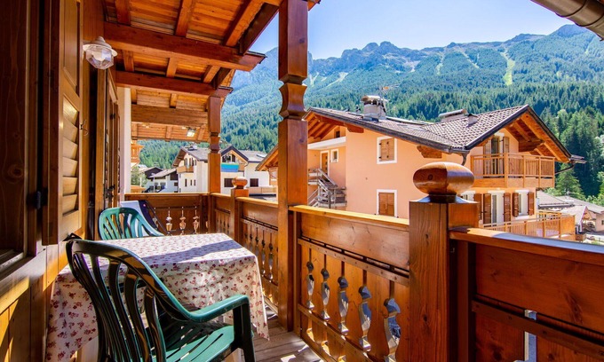 Soraga Apartment | Nice apartment for 8 guests with WIFI, TV and balcony